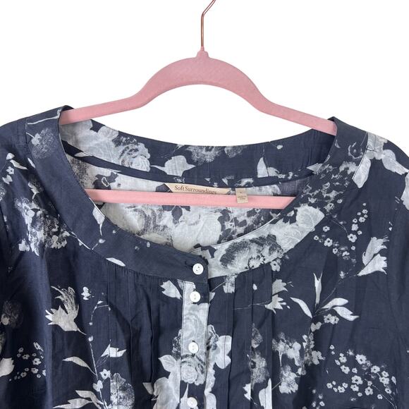 Soft Surroundings Blue Floral Tunic Top Roll Tab Sleeve Size L - Picture 6 of 11